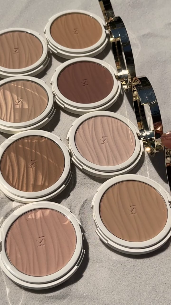 Radiant Multi-Finish Eyeshadow Wheel with Sunset Coppers, Rosy Metallics & Matte Neutrals for Bold & Warm Eye Looks And Matte Bronzer Collection of Natural Shades for a Sculpted, Beach-Glow Effect - Image 2