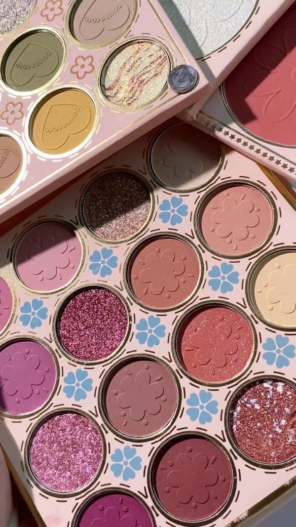 Ultimate Multi-Palette Collection – Vibrant Eyeshadows, Radiant Blushes, and Luminous Highlighters for All-Day Glam - Image 2