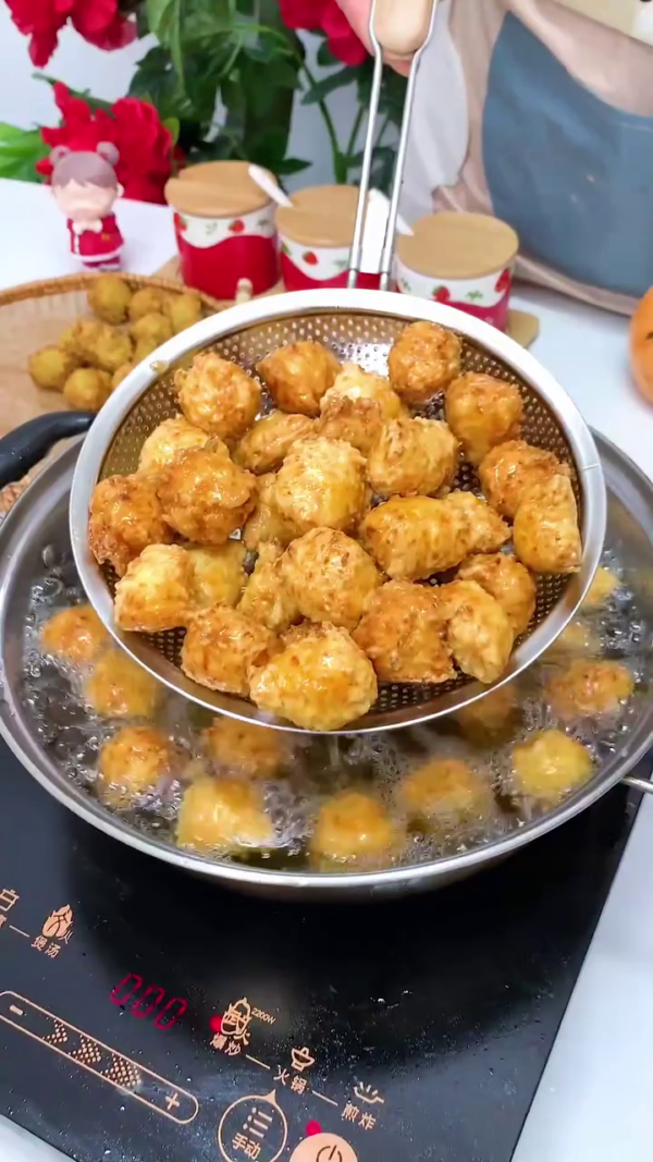 Multi-Section Manual Meat Mold Press for Shaping and Frying Minced Meat Patties – Durable Non-Stick Kitchen Tool for Uniform Meat Stick Formation and Deep Frying Preparation - Image 3