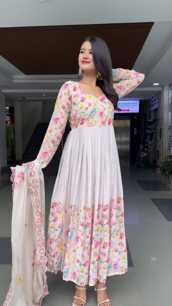 Floral Printed Anarkali Suit with Full Sleeves, Matching Dupatta, and Flared Hem – Ideal for Festive, Casual, or Traditional Occasions