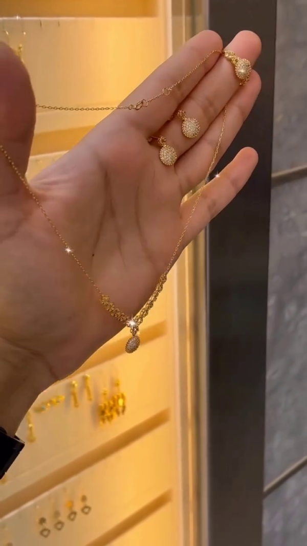 Gold-Plated Jewelry Set Featuring Dazzling Crystal-Encrusted Pendant Necklace and Matching Stud Earrings for Women – Delicate and Stylish Design Perfect for Special Occasions or Daily Wear - Image 2