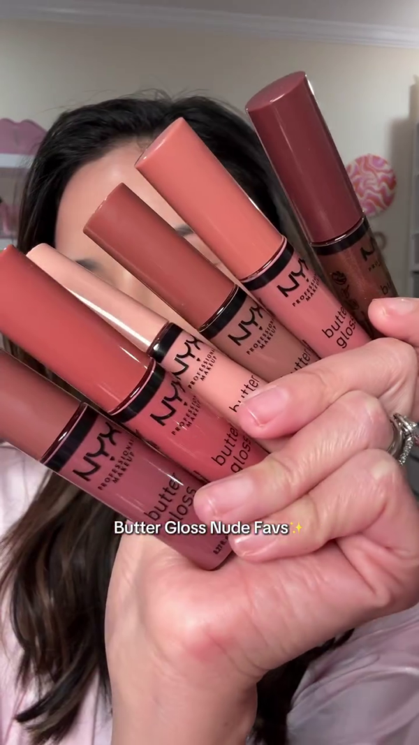 Professional Makeup Butter Gloss Nude Favorites Set Featuring Smooth, Non-Sticky, High-Shine Lip Gloss Shades Like Bit of Honey for Soft, Natural Everyday Glam Look