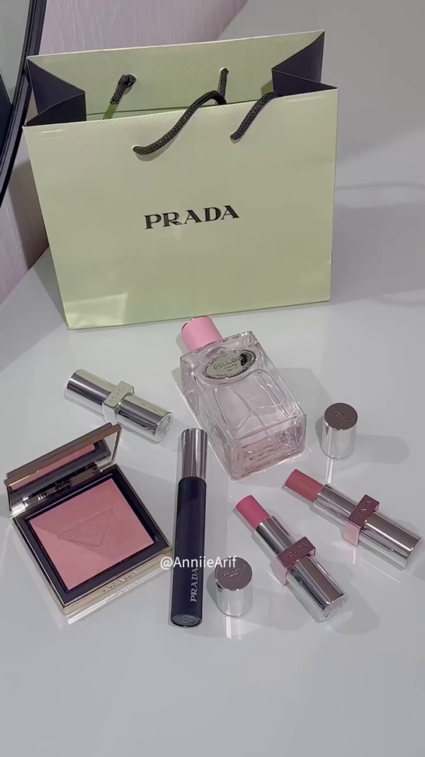 Luxury Makeup and Fragrance Set Featuring Blush, Lipsticks, Mascara, and Signature Floral Perfume in Elegant Packaging for a Complete Sophisticated Beauty Experience - Image 2