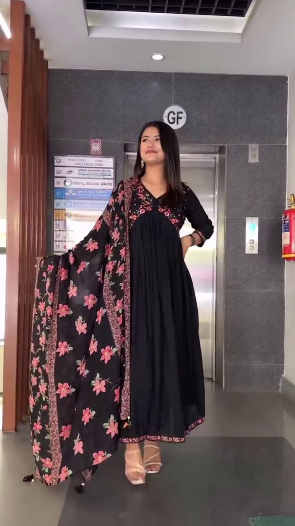 Black Floral Embroidered Anarkali Dress – Elegant Long Dress with Floral Dupatta for Festive Wear. - Image 2