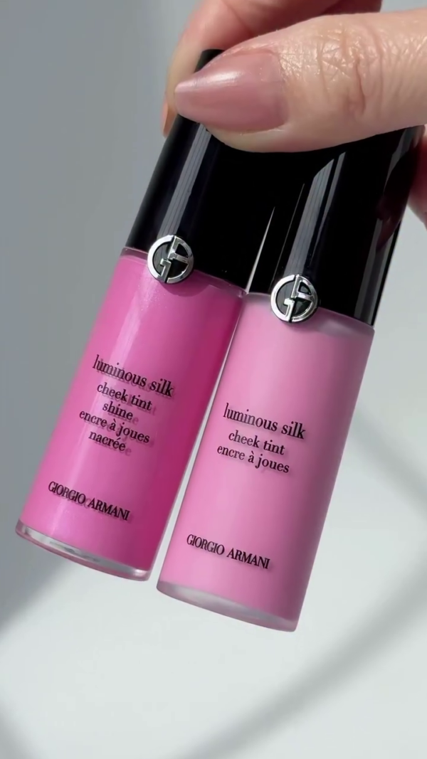Giorgio Armani Luminous Silk Cheek Tint – Lightweight, Radiant Pink Cheek Tints for a Natural Flush and Shine.