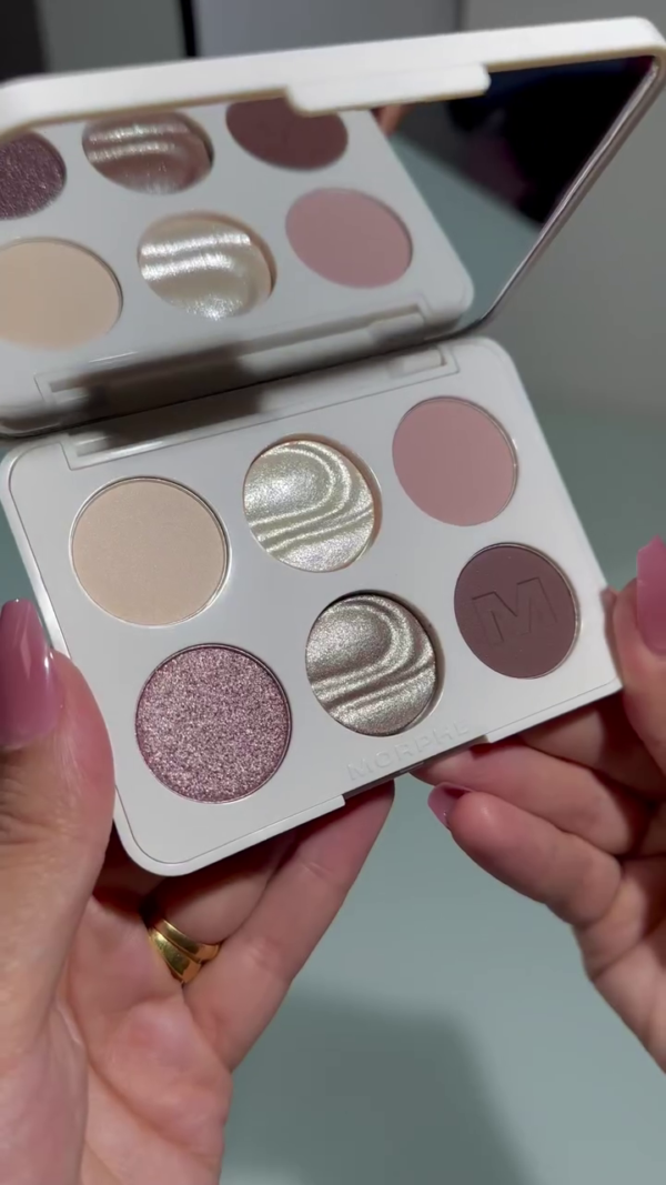 Neutral & Shimmery Eyeshadow Palette – 6 Gorgeous Shades for Soft and Bold Eye Looks
