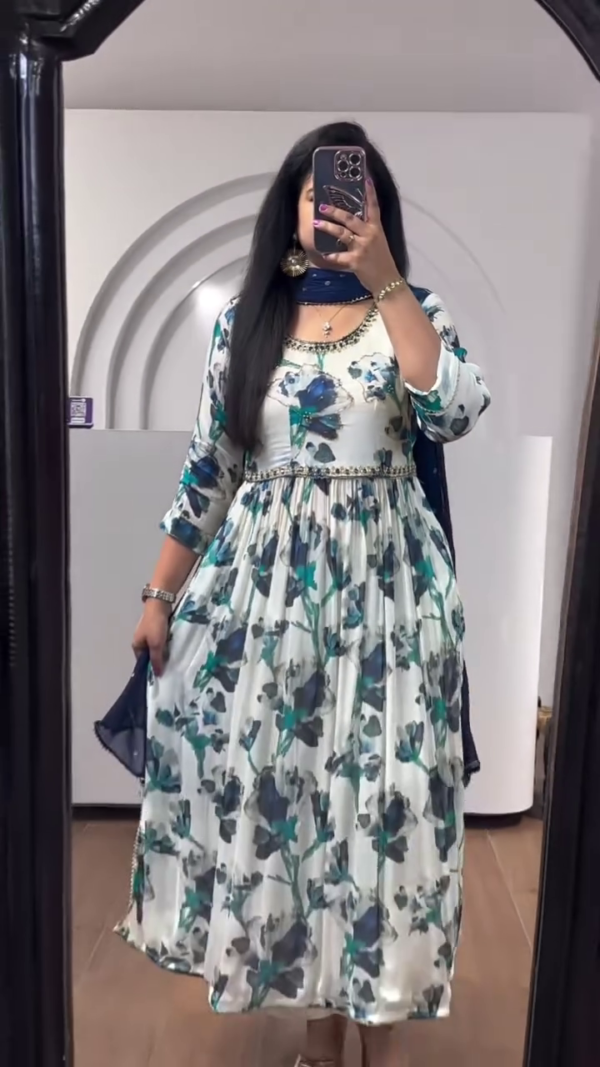 Floral Printed Anarkali Dresses – Black and Green Floral Design with Sheer Dupatta, Perfect for Festive Occasions