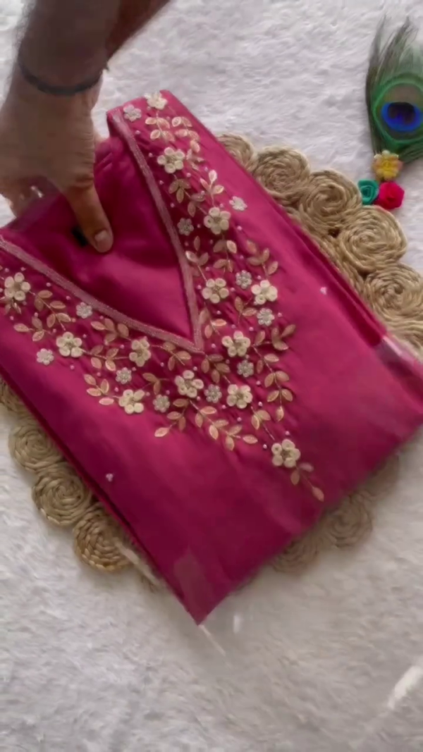 Elegant Rani Pink Kurti Set with Floral Embroidery – Paired with a Sheer Golden Motif Dupatta and Zari Border for a Festive and Feminine Look