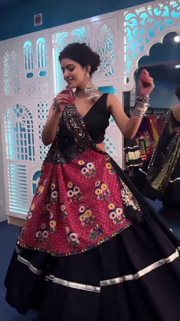 Black & Red Navratri Lehenga Choli with Mirror Work and Floral Embroidered Dupatta – Festive Garba Outfit - Image 2