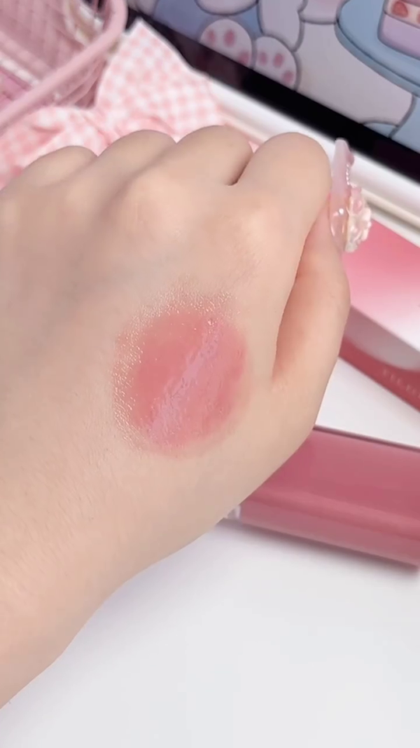 BBIA Glow Tint – A Soft, Pink-Tinted Lip and Cheek Tint for a Radiant, Dewy Finish, Perfect for a Fresh, Natural Glow. - Image 3