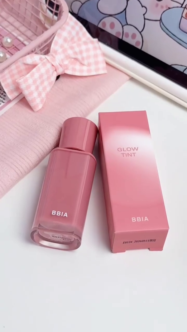 BBIA Glow Tint – A Soft, Pink-Tinted Lip and Cheek Tint for a Radiant, Dewy Finish, Perfect for a Fresh, Natural Glow.