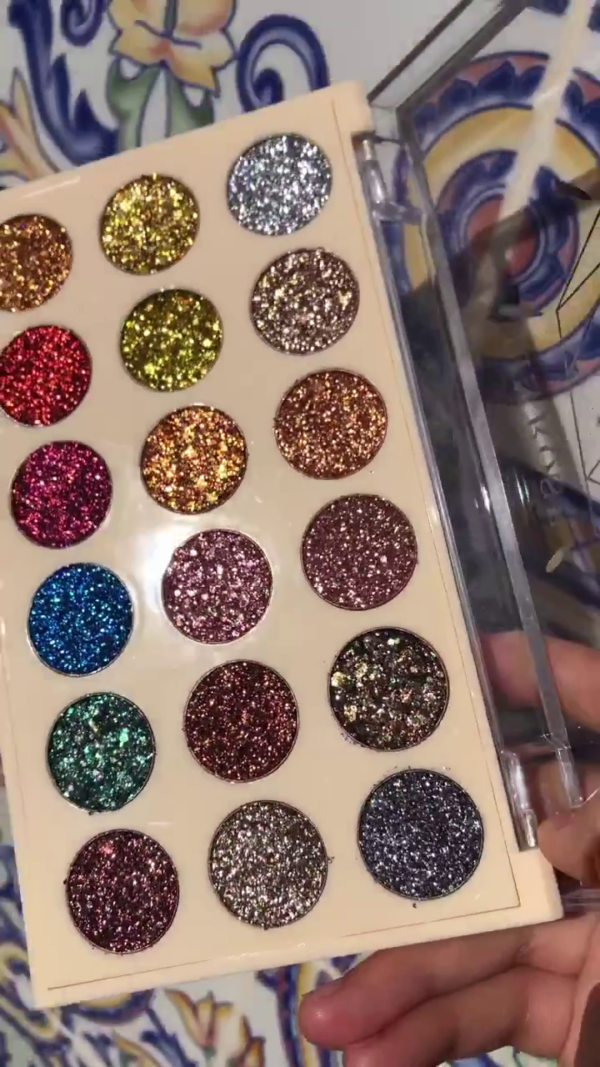 Stunning Glitter Eyeshadow Palette with a Variety of Shimmering Shades in Bold Colors for Sparkling Eye Looks