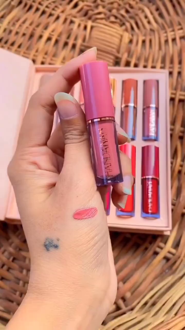 The Ultimate Lip Color Collection: A Set of Bold, Versatile Shades for Every Mood and Occasion - Image 3