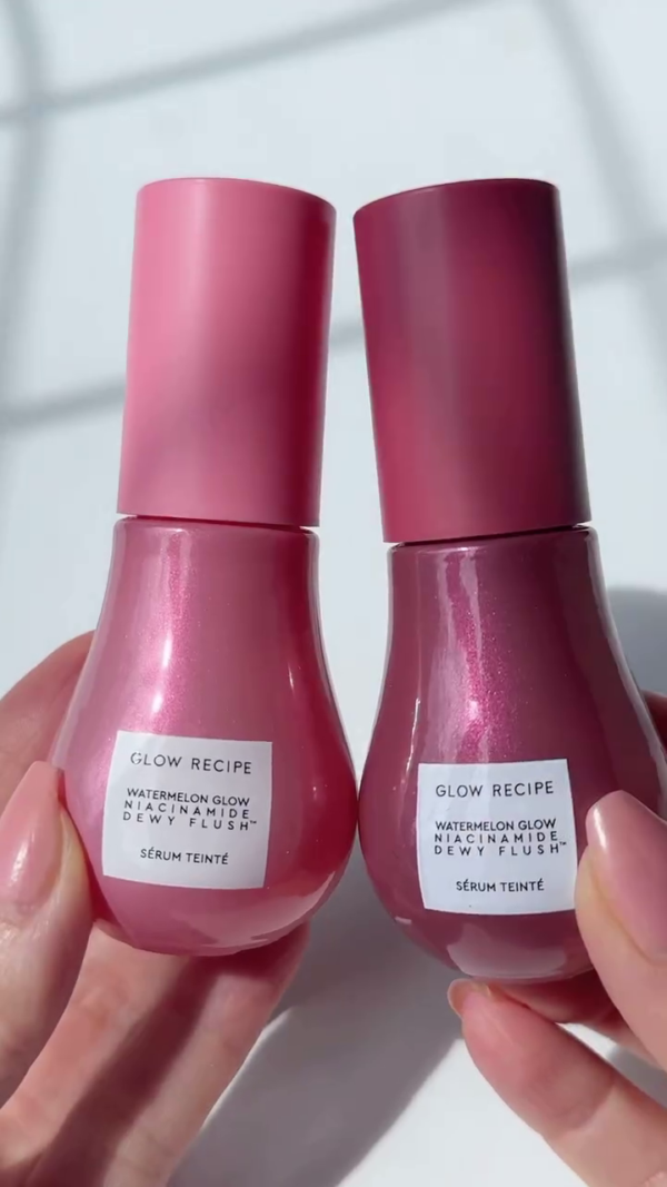 Glow Recipe Watermelon Glow Niacinamide Dewy Flush, Featuring Two Beautiful Shades for a Fresh, Radiant Flush of Color and a Hydrated, Glowing Complexion