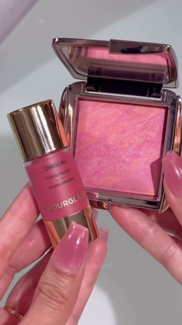 Hourglass Unreal Liquid Blush & Powder Blush – Perfect for a Natural, Rosy Flush with a Soft, Glowing Finish