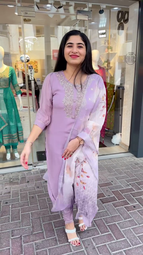 Graceful Lavender Short Kurta Set with Delicate Sequin and Thread Embroidery Paired with a Soft Printed Organza Dupatta – A Chic and Subtle Ethnic Ensemble for Daytime Events, Casual Festivities, and Elegant Gatherings - Image 2