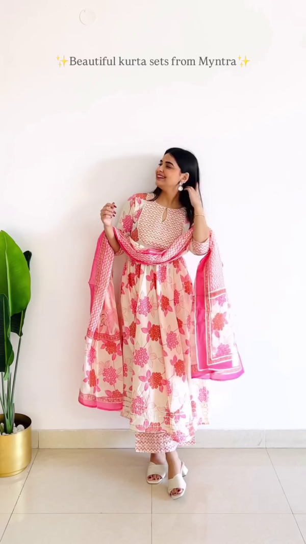 Graceful Floral Anarkali Kurta Sets with Dupatta – Perfect Blend of Traditional Charm and Modern Elegance
