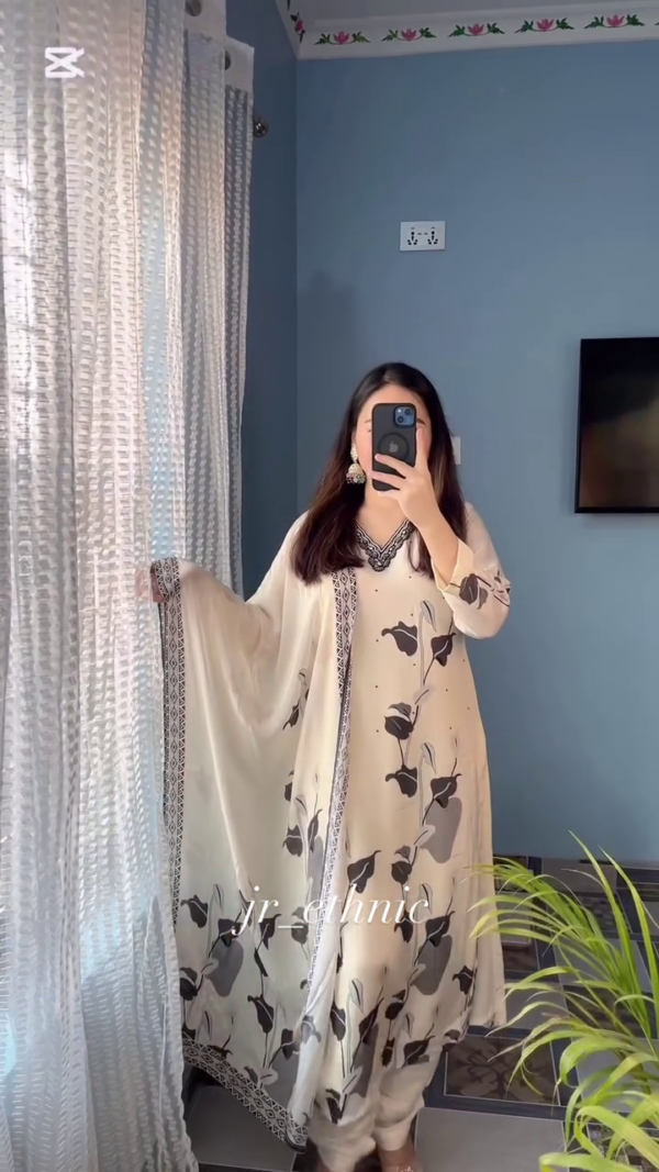 Chic Ivory Printed Kurta Set with Monochrome Floral Design and Flowy Dupatta – A Modern Take on Ethnic Sophistication - Image 2