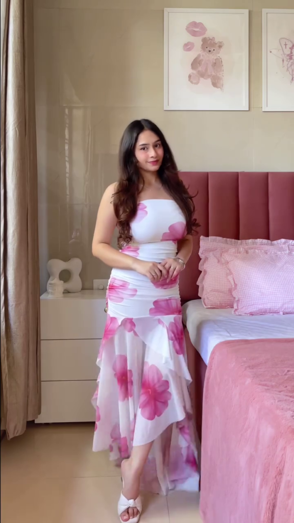 Women's Elegant High-Low Ruffle Hem Bodycon Dresses – Stylish Ruched Sleeveless Party Wear in Pastel Pink and Floral White Variants - Image 2