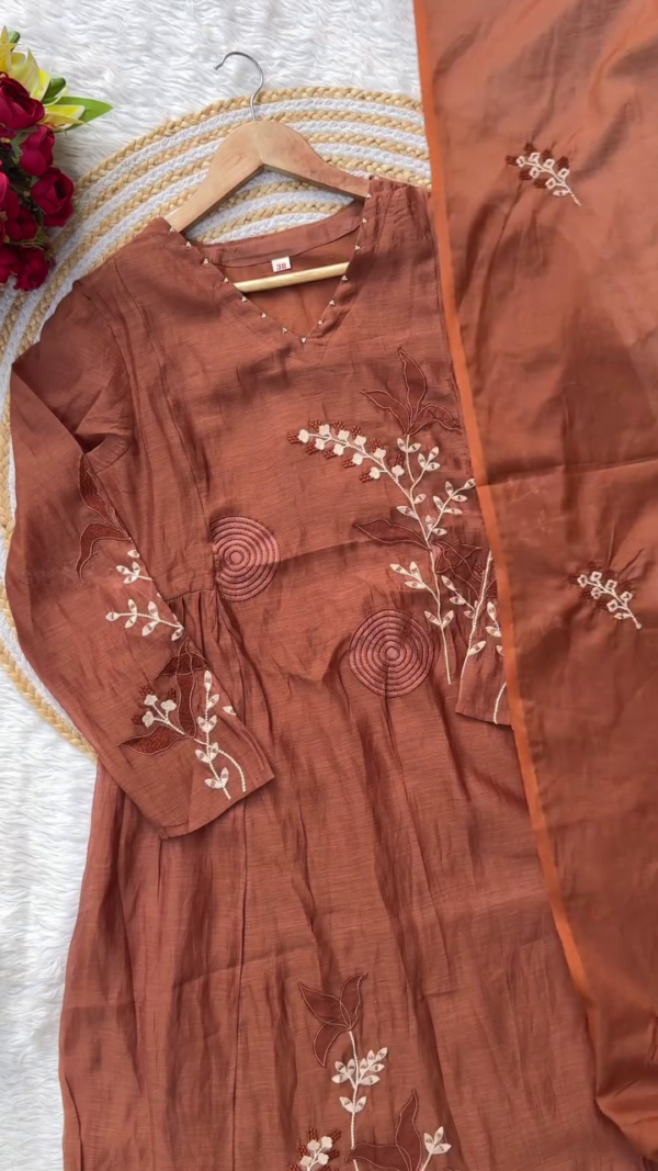 Brown Embroidered Kurti with Delicate Floral and Circular Detailing, Paired with a Soft, Coordinated Dupatta – Perfect for Casual and Festive Wear