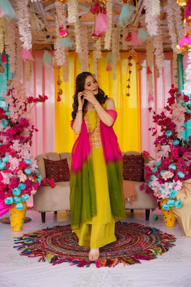 Aahana mustard cosmos suit set - Image 2