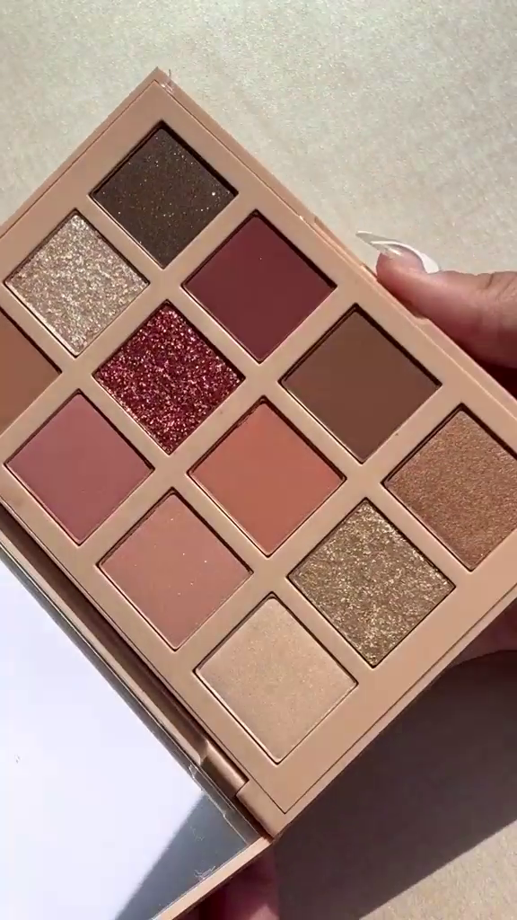 Nourishing Makeup Kit – Floral Butterfly Design