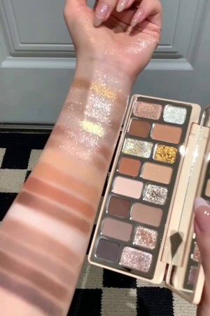 Contour-Ready Makeup Kit — Hydrating Lip Oil Tints