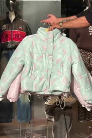 Reversible Winter Puffer Jacket: Stylish Cropped Coat Featuring Unique Allover Letter Print on One Side and Subtle Floral Pattern on the Reverse for Versatile Cold-Weather Wear