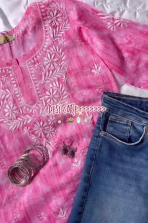 Pink Tunic: A Soft Blend of Modern Comfort, Minimal Elegance, and Everyday Versatile Style