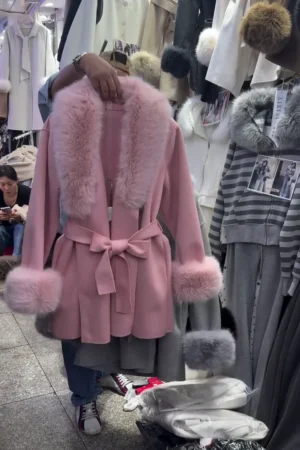 Women's Green Indian Patiala/Garara Suit: Short Sleeveless Kurta with White Floral Embroidery, Paired with Flared Layered Garara Trousers and Matching Dupatta