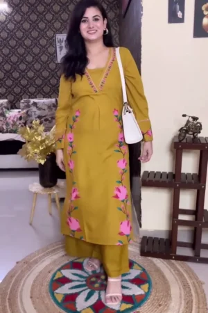 Women’s Elegant Printed Kurta Set | Straight-Cut Kurta with Matching Pants | Traditional Ethnic Wear for Festive, Office & Casual Occasions | Available in Black-Gold & Mustard Floral Designs