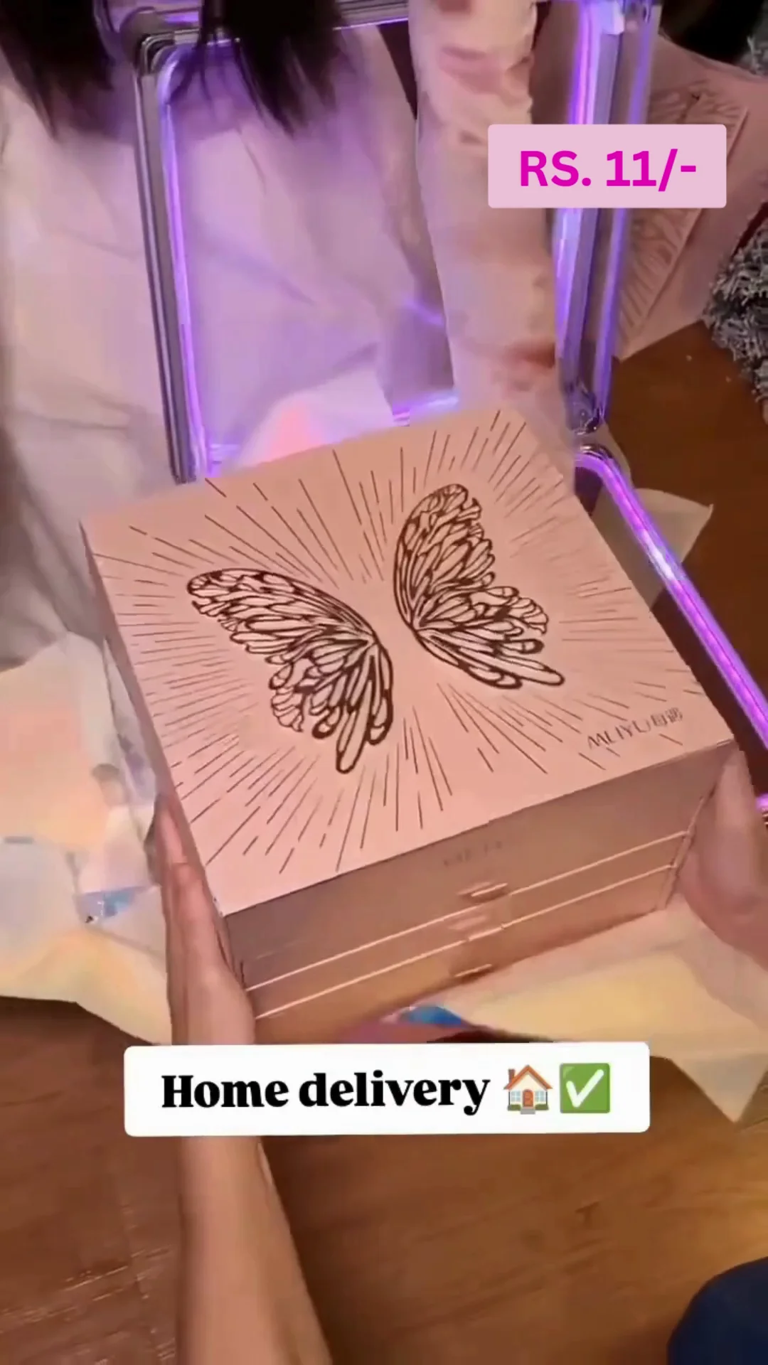 Luxury Multi-Functional Beauty Gift Box and Vanity Organizer with Rose Heart Perfume Display - Image 2